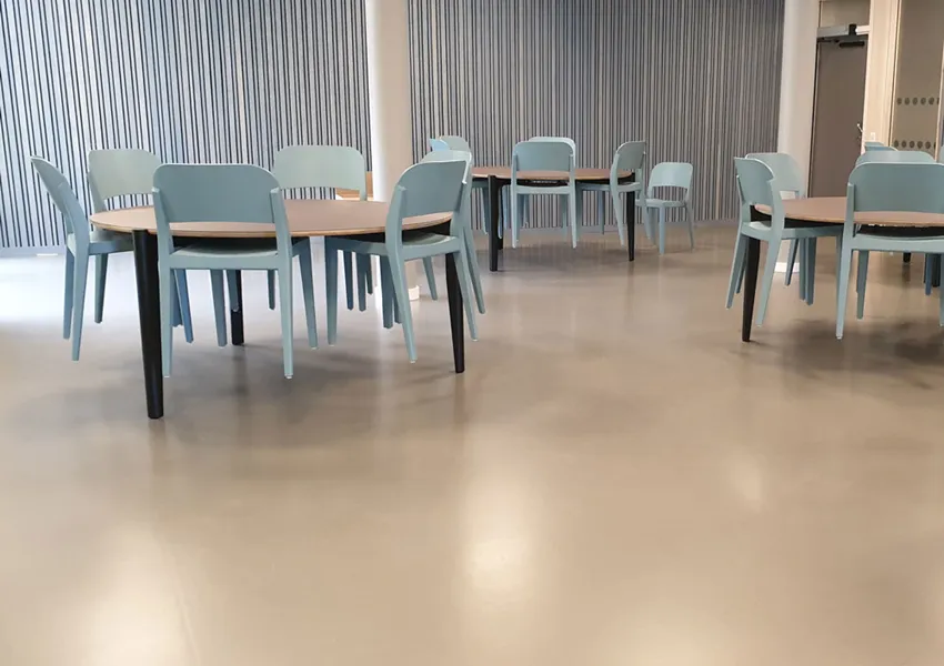 Referensfoto_golv_Baggeboskolan_Tibro_11