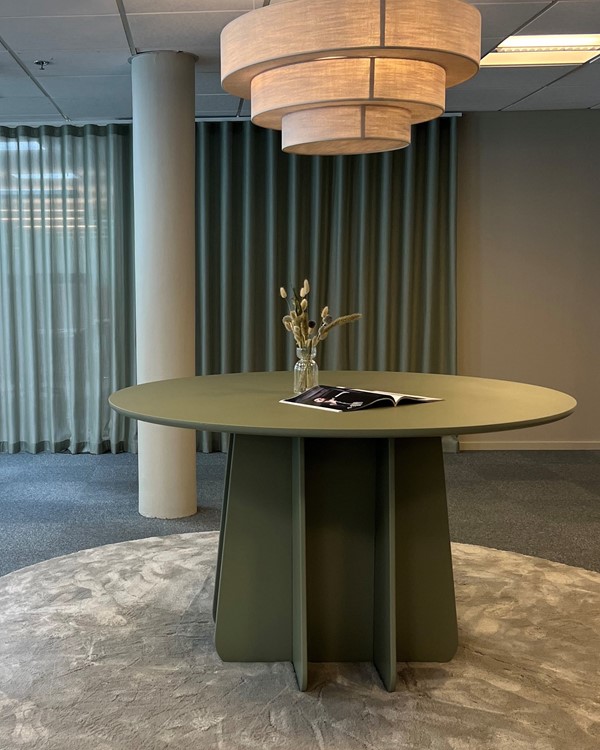 funghi_modesty beskuren