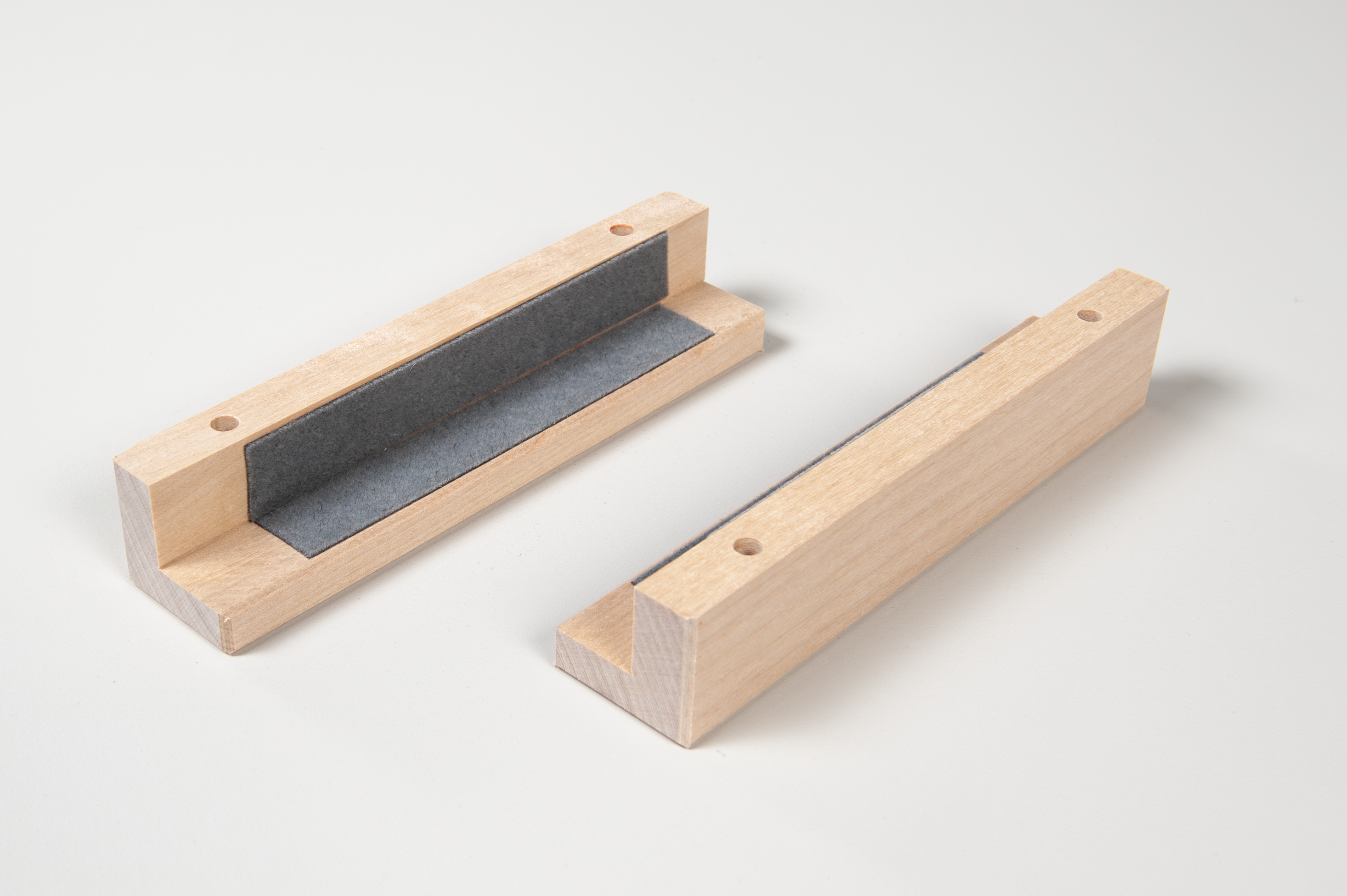 Upphängningsmedar i trä, trämedar, upphängningsmedar