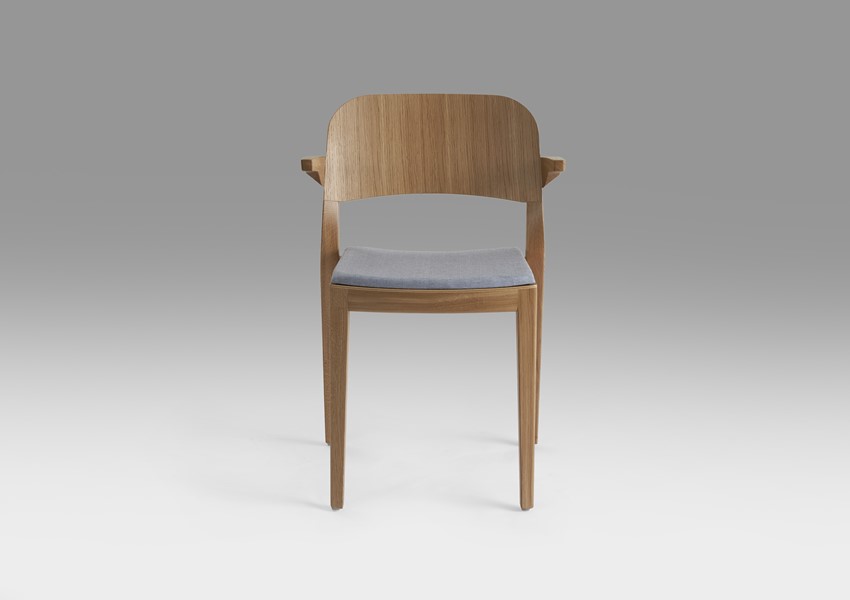 Tova S karm framifra¦èn