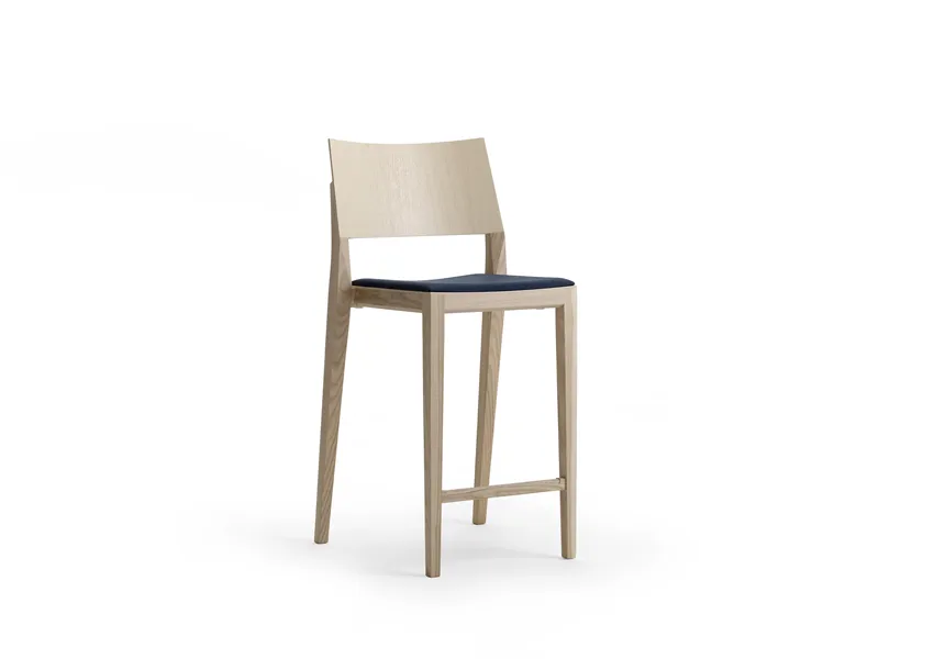 Tova hög stol klädd sits 1