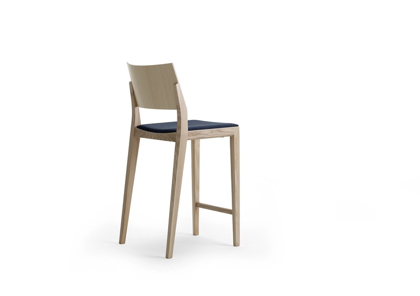 Tova hög stol klädd sits 3