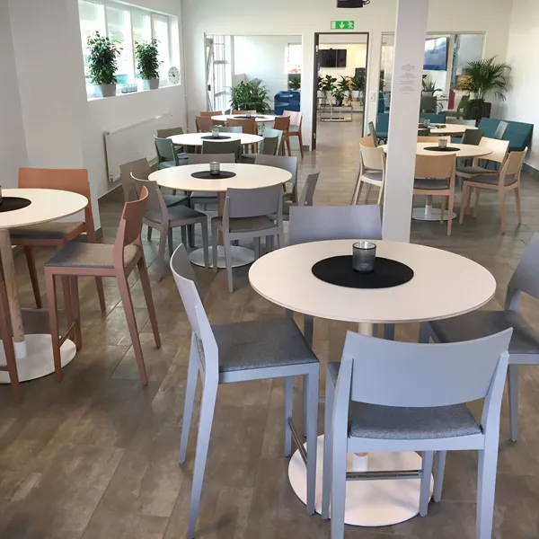 Tova och John, Prisma, 181017