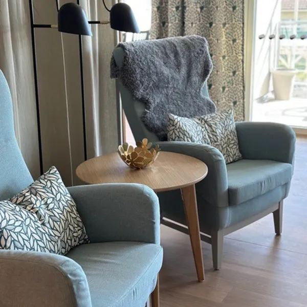 Sarek soffbord ek 2_Villa Soldalen Halmstad Nina B Koncept