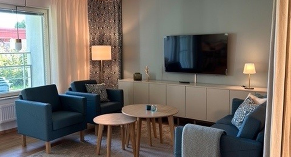 Sarek soffbord_satsbord ek 2_Villa Soldalen Halmstad Nina B Koncept