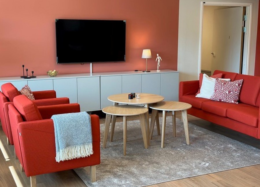 Sarek soffbord_satsbord ek_Villa Soldalen Halmstad Nina B Koncept