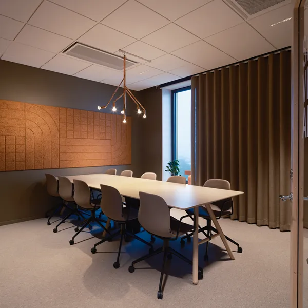 Stay XL_ Martinsson kontor_fullsize_webb